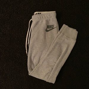 Nike Joggers Grey